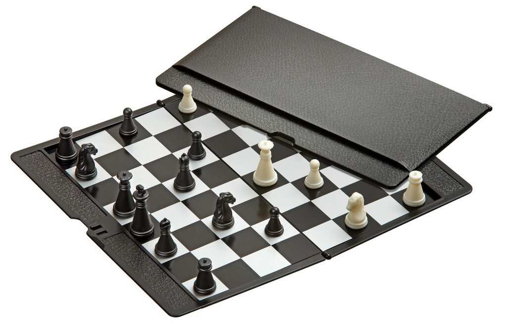 Philos 6531 - Schach Kunststoff Reisespiel mit Schachfiguren magnetisch