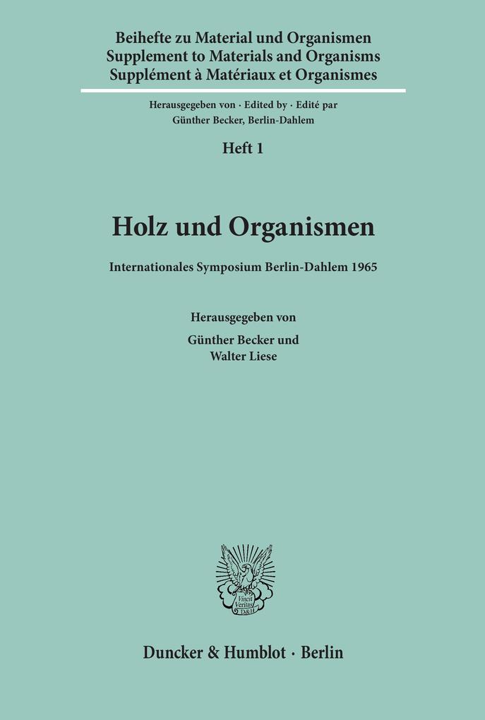 Holz und Organismen.