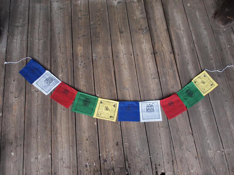 Traditionelle tibetische Gebetsfahne ST