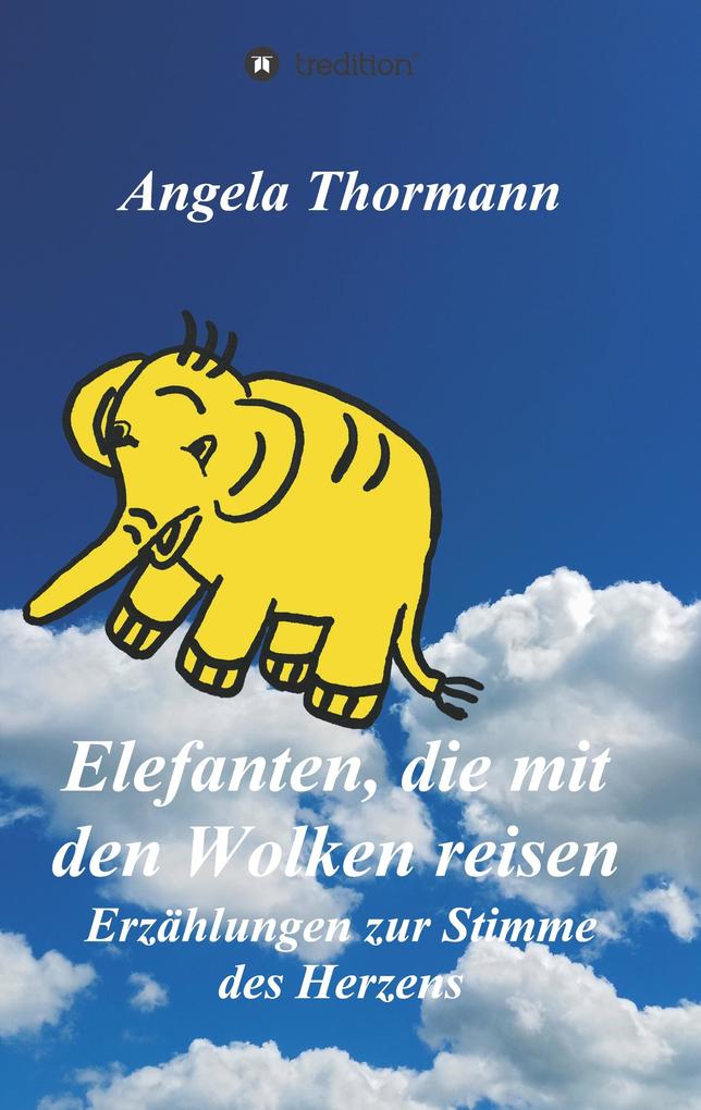 Image of Elefanten die mit den Wolken reisen