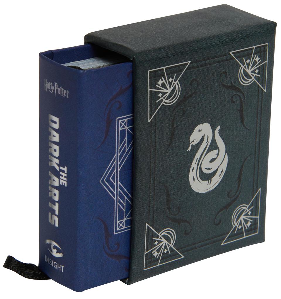Insight Editions Harry Potter: The Dark Arts Tiny Book