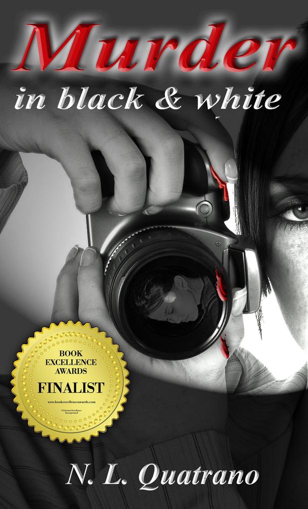 Murder in Black and White (Point and Shoot Mysteries #1)