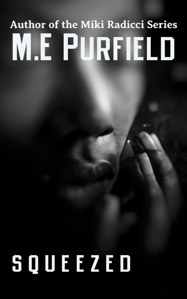 Squeezed (Radicci Sisters Mystery #4)