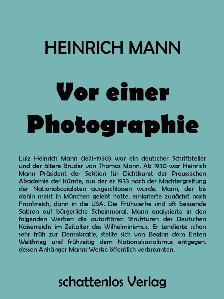 Vor einer Photographie