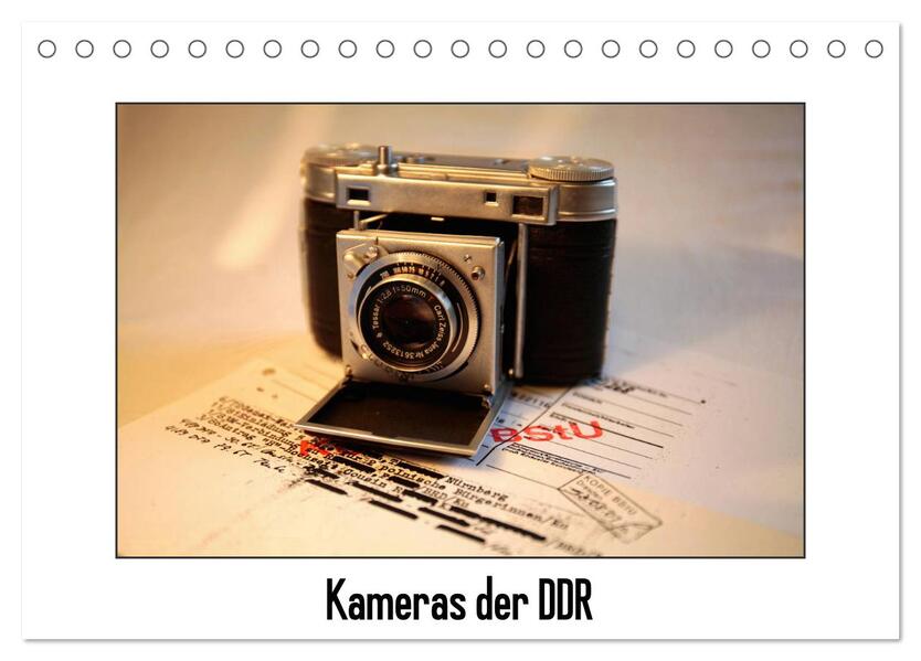 Kameras der DDR (Tischkalender 2024 DIN A5 quer) CALVENDO Monatskalender