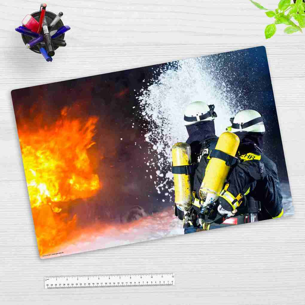 Cover-your-desk Schreibtischunterlage für Kinder und Erwachsene Feuerwehr im Einsatz aus hochwertigem Vinyl 60 x 40 cm