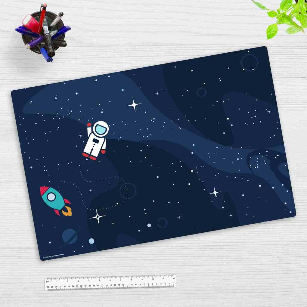 Cover-your-desk Schreibtischunterlage für Kinder und Erwachsene Astronaut im Weltraum aus hochwertigem Vinyl 60 x 40 cm