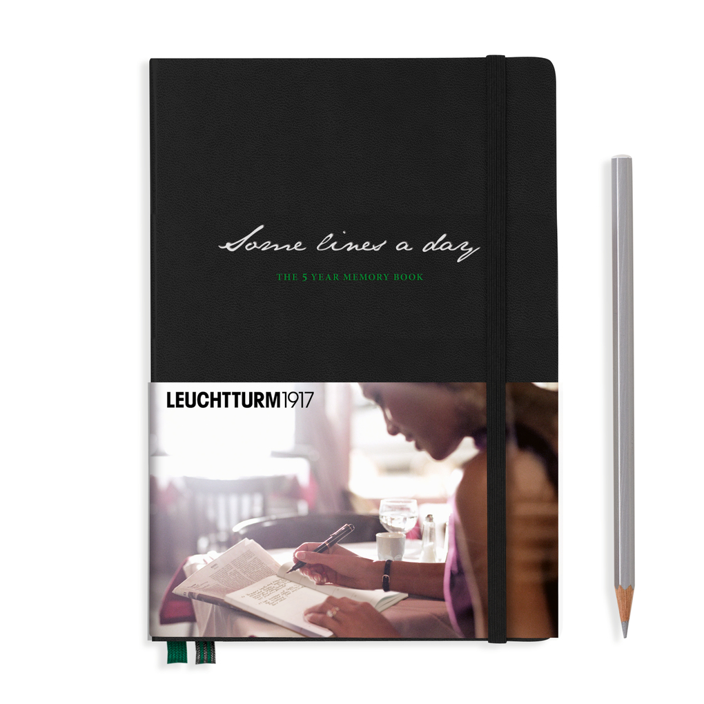 Some lines a day 5-Jahres-Buch Medium (A5) Schwarz