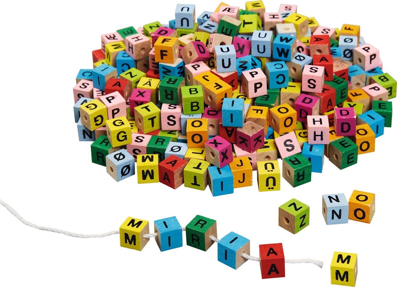 Buchstabenwürfel bunt zum Aufziehen