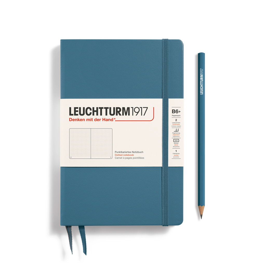 Notizbuch Paperback (B6+) Hardcover 219 nummerierte Seiten Stone Blue Dotted