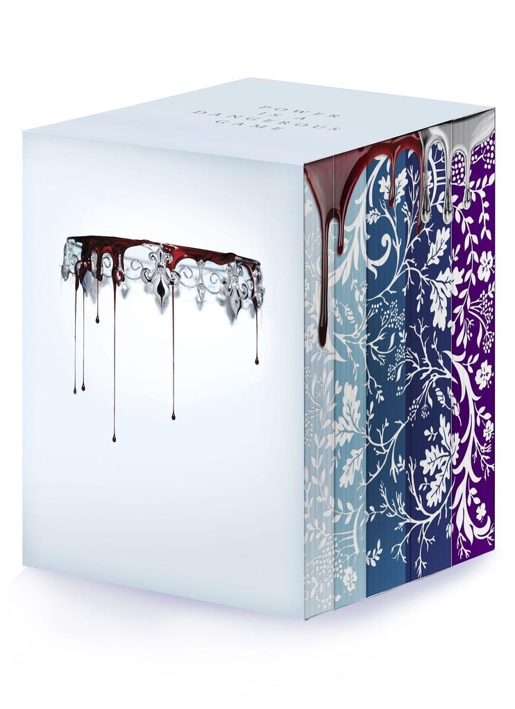 Red Queen 10th Anniversary Deluxe 5-book Box Set with stenciled edges