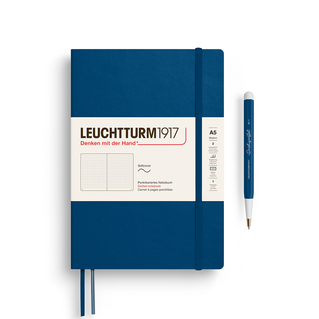 Leuchtturm1917 Notizbuch Medium (A5) Softcover 123 Nummerierte Seiten Indigo Dotted